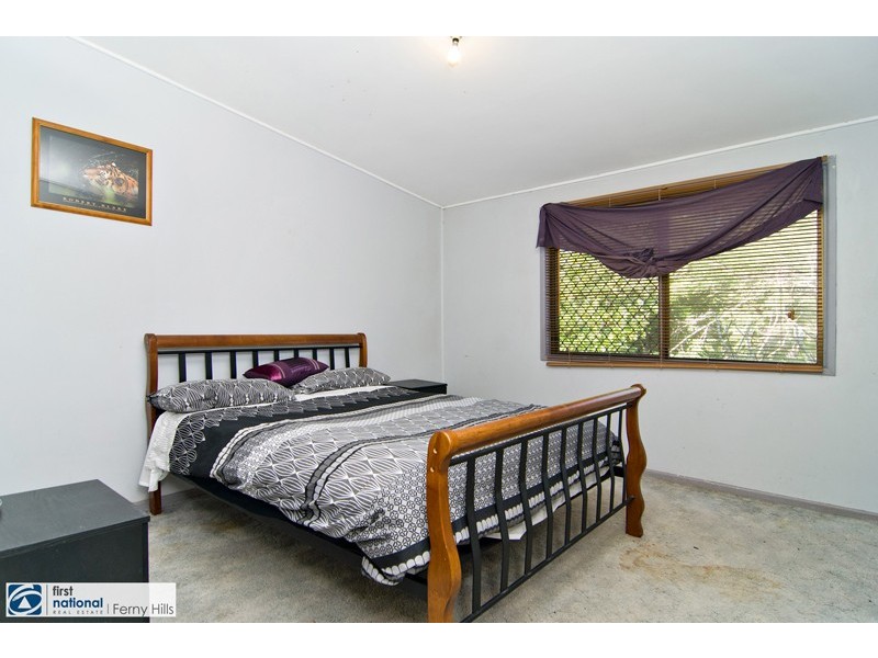 24 Alkoomi Ave, Ferny Hills QLD 4055