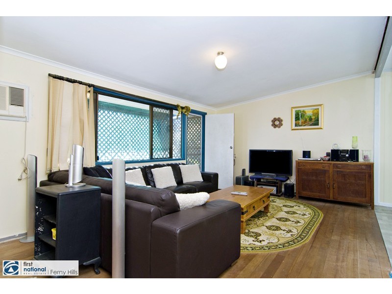 24 Alkoomi Ave, Ferny Hills QLD 4055