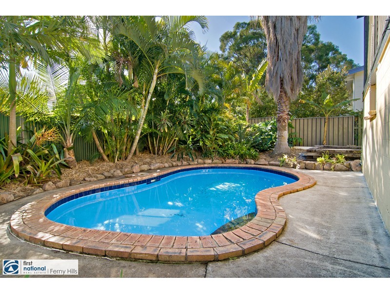 24 Alkoomi Ave, Ferny Hills QLD 4055
