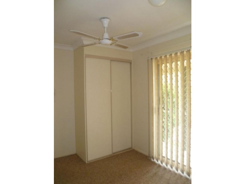 1/36 Leslie Street, Arana Hills QLD 4054