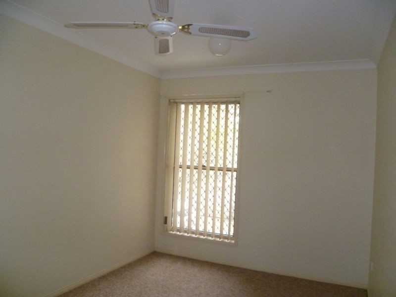 1/36 Leslie Street, Arana Hills QLD 4054