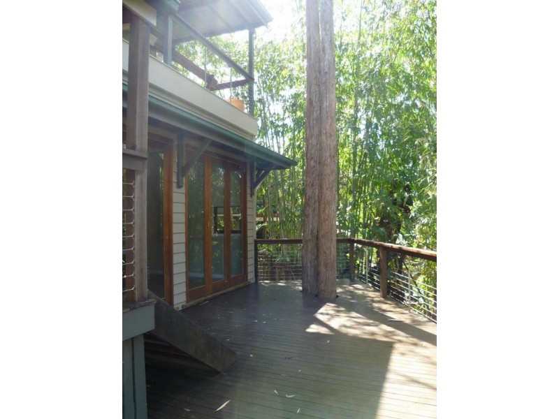 16 View Crescent, Arana Hills QLD 4054