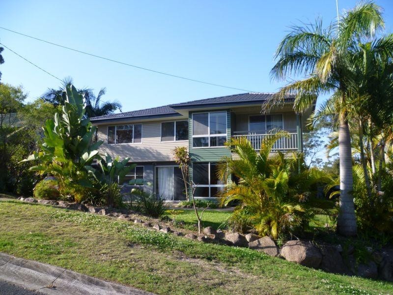 1 Dorset Court, Ferny Hills QLD 4055