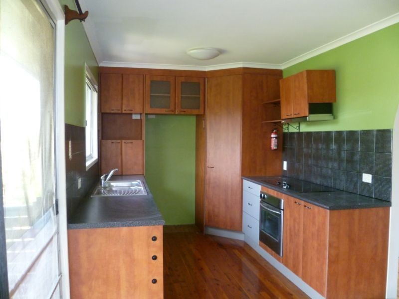 1 Dorset Court, Ferny Hills QLD 4055