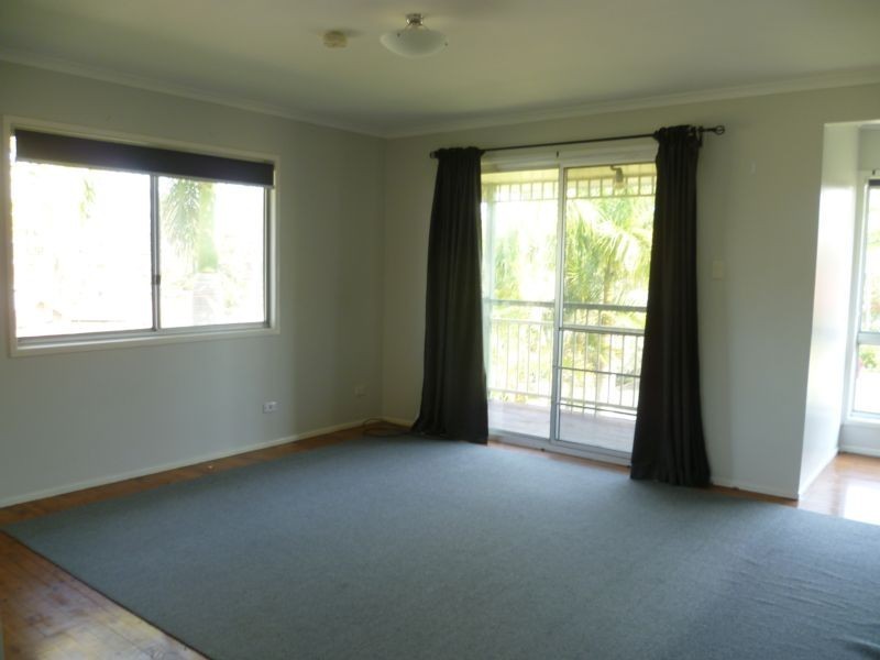 1 Dorset Court, Ferny Hills QLD 4055