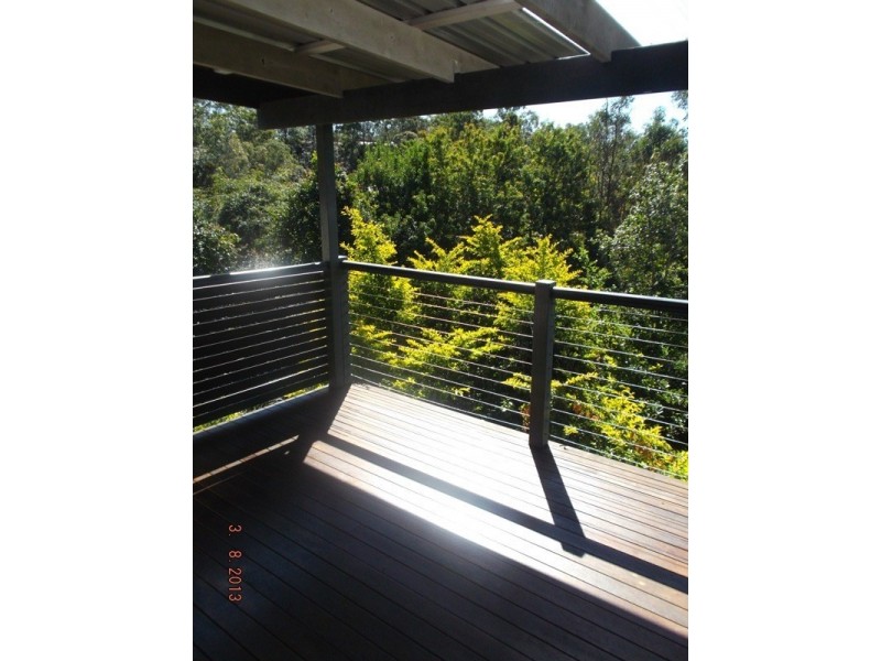 1 Dorset Court, Ferny Hills QLD 4055