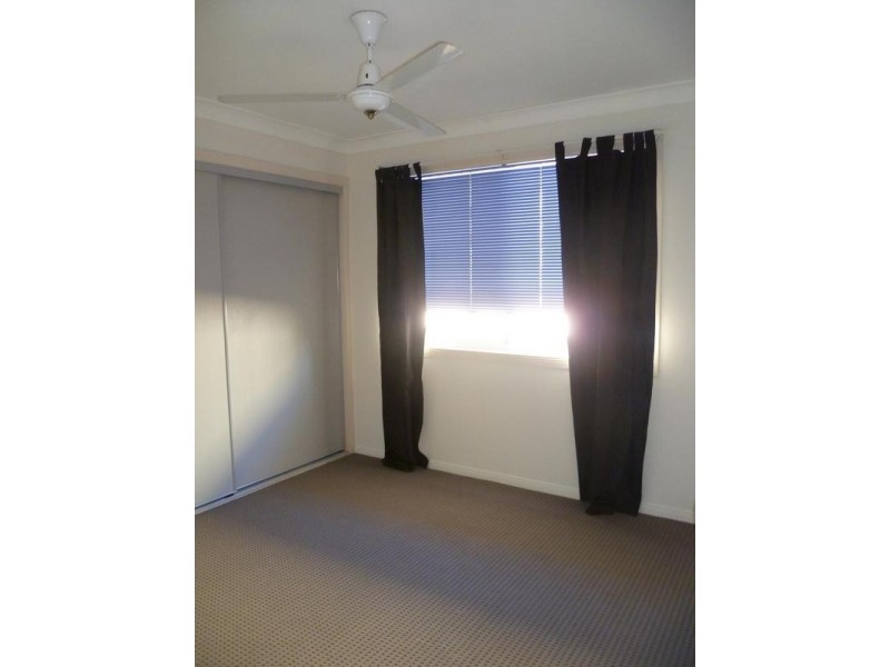 4 Zeppo Pl, Mcdowall QLD 4053
