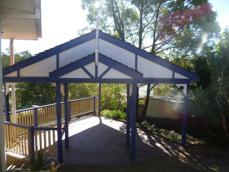 4 Zeppo Pl, Mcdowall QLD 4053