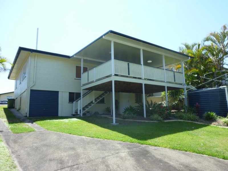 27 Yanderra Avenue, Arana Hills QLD 4054