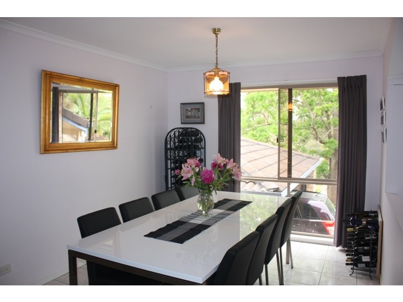 9 Greenfern Place, Ferny Grove QLD 4055