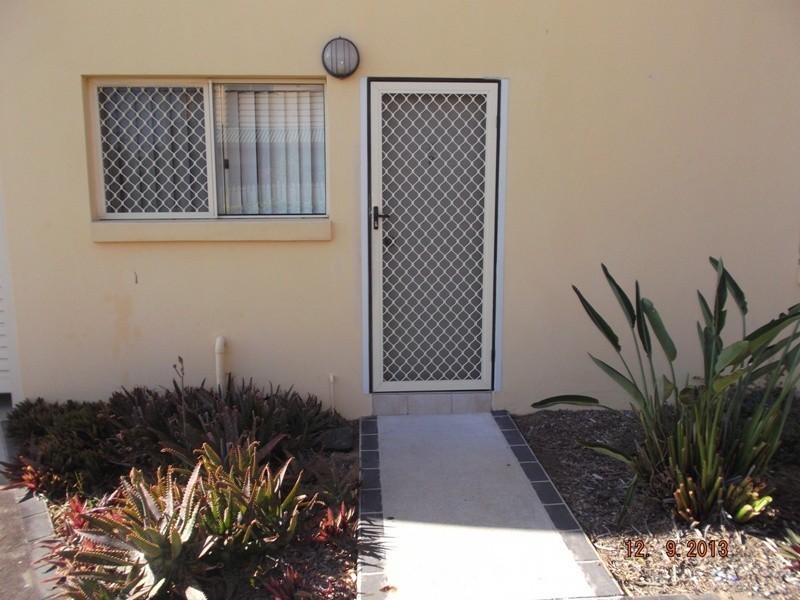 2/105 Flower Street, Northgate QLD 4013