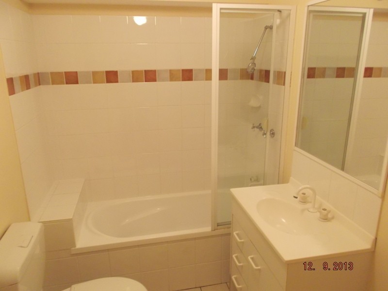 2/105 Flower Street, Northgate QLD 4013