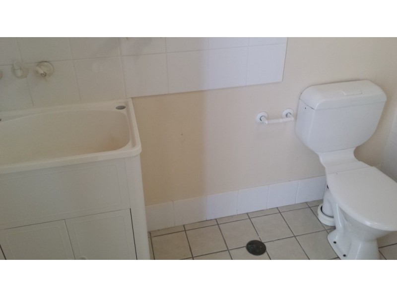 2/105 Flower Street, Northgate QLD 4013