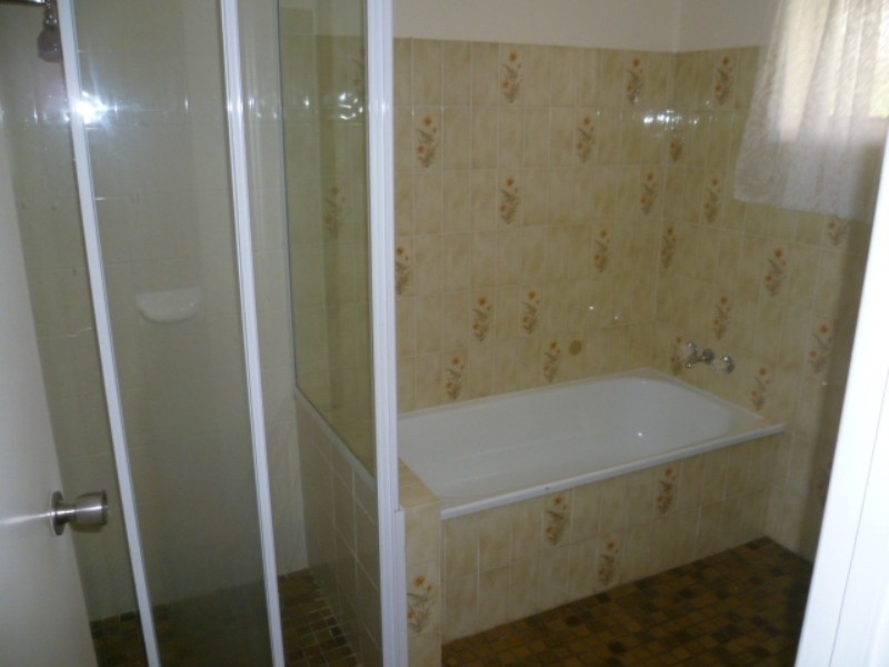 4 Corrofin St, Ferny Grove QLD 4055