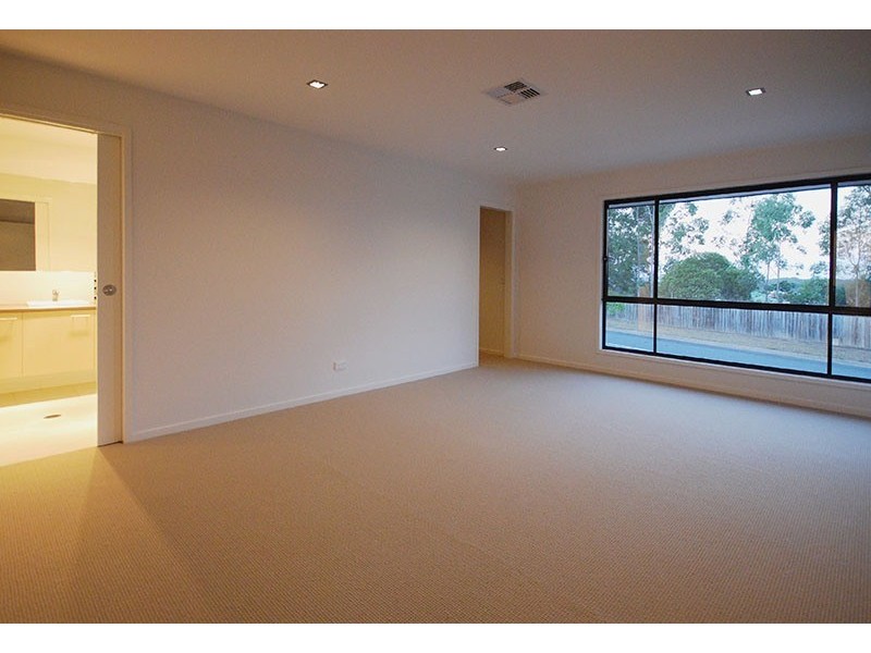 239 Bunya Road, Arana Hills QLD 4054