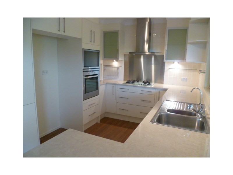 18 Narellan Street, Arana Hills QLD 4054