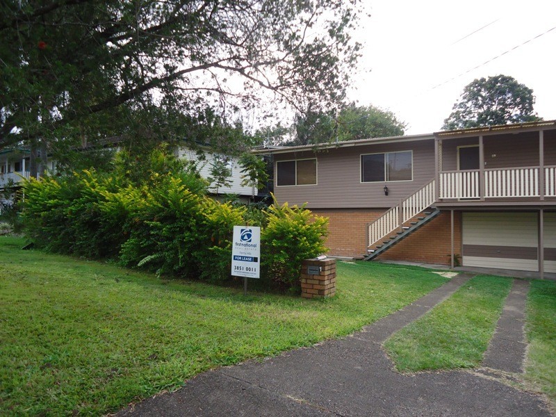 18 Narellan Street, Arana Hills QLD 4054