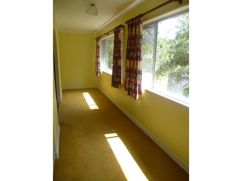 52 Kolora Crescent, Ferny Hills QLD 4055