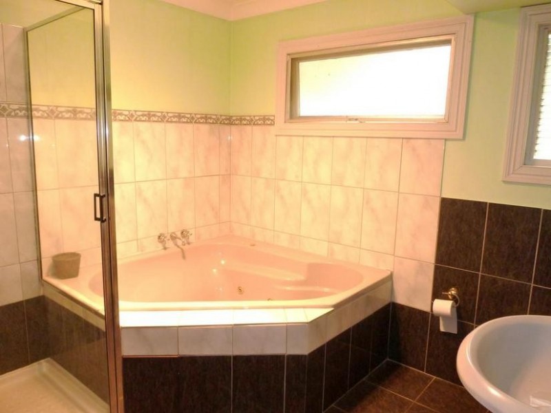 52 Kolora, Ferny Hills QLD 4055