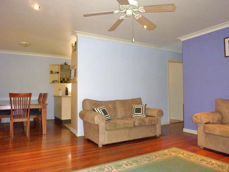 52 Kolora, Ferny Hills QLD 4055