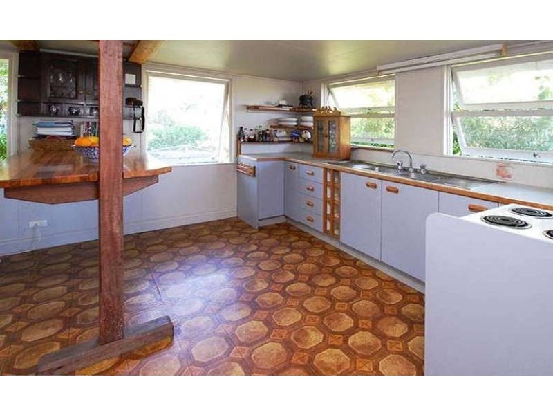 8 Park Road, Arana Hills QLD 4054