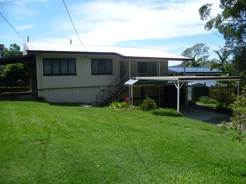 11 Pathara St, Ferny Hills QLD 4055