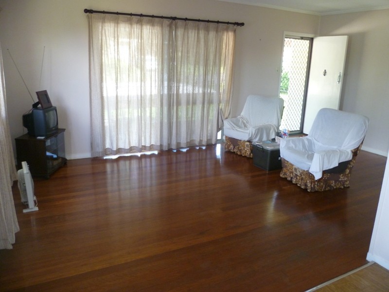 11 Pathara St, Ferny Hills QLD 4055