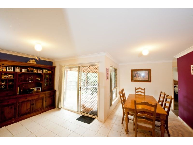 11 Warrigal Place, Arana Hills QLD 4054