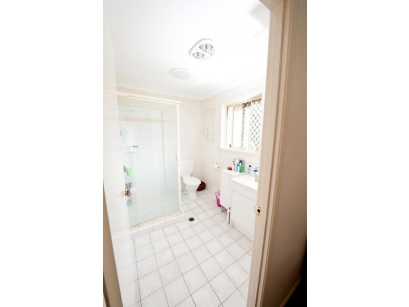 11 Warrigal Place, Arana Hills QLD 4054