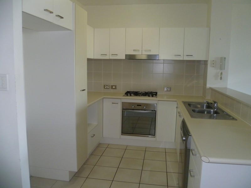 15/22 Riverview Tce, Indooroopilly QLD 4068