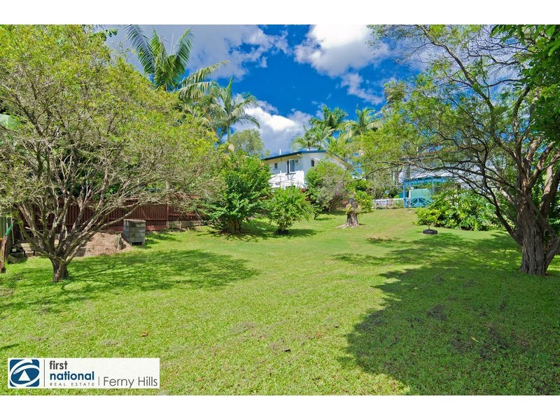16 Conlo Crescent, Ferny Hills QLD 4055