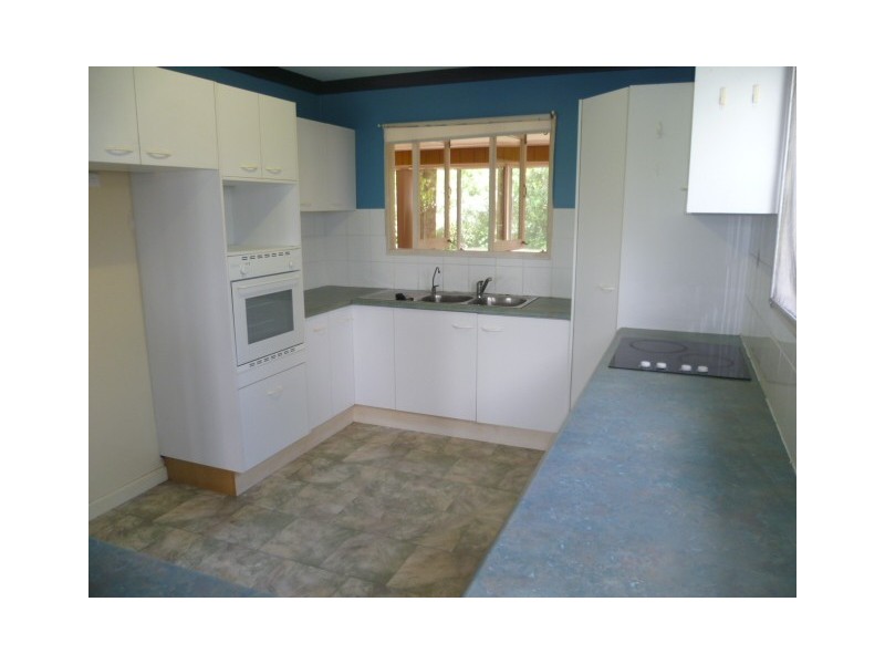 6 Pindari Avenue, Ferny Hills QLD 4055