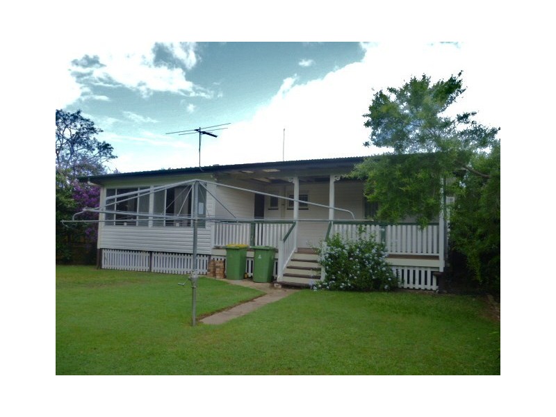 6 Pindari Avenue, Ferny Hills QLD 4055