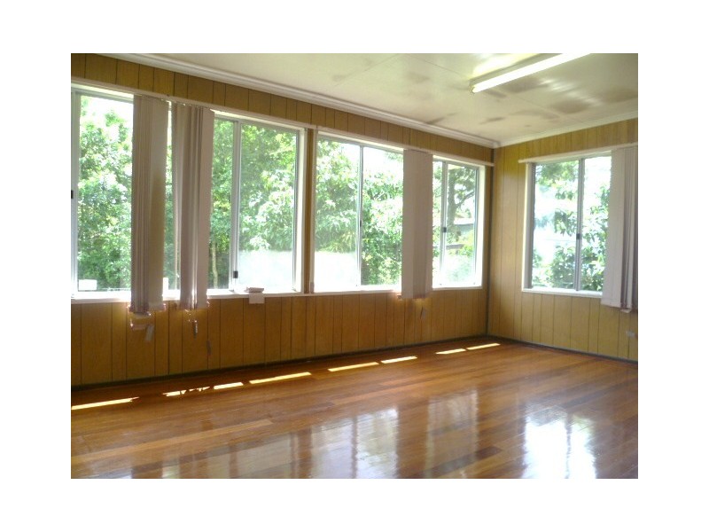 6 Pindari Avenue, Ferny Hills QLD 4055