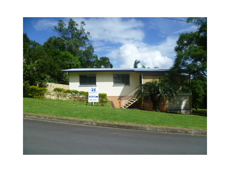 15 Burloo Cresent, Ferny Hills QLD 4055