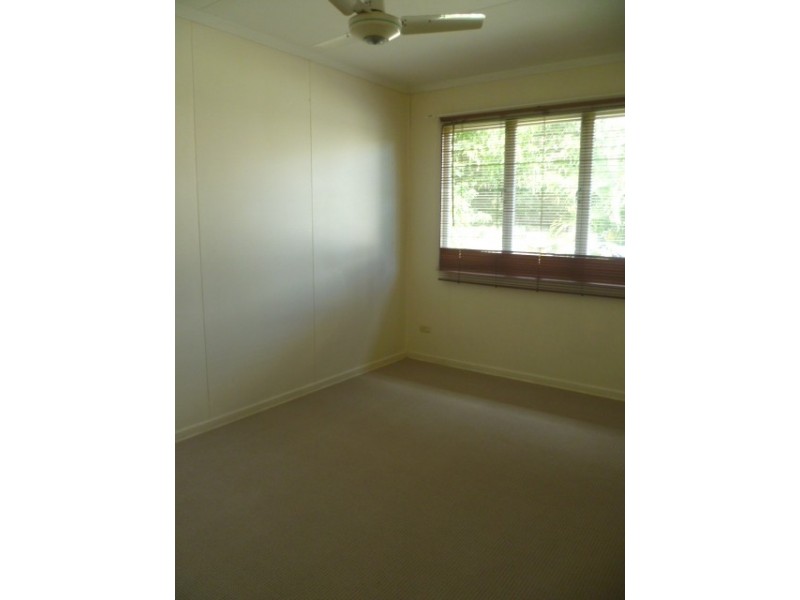 15 Burloo Cresent, Ferny Hills QLD 4055