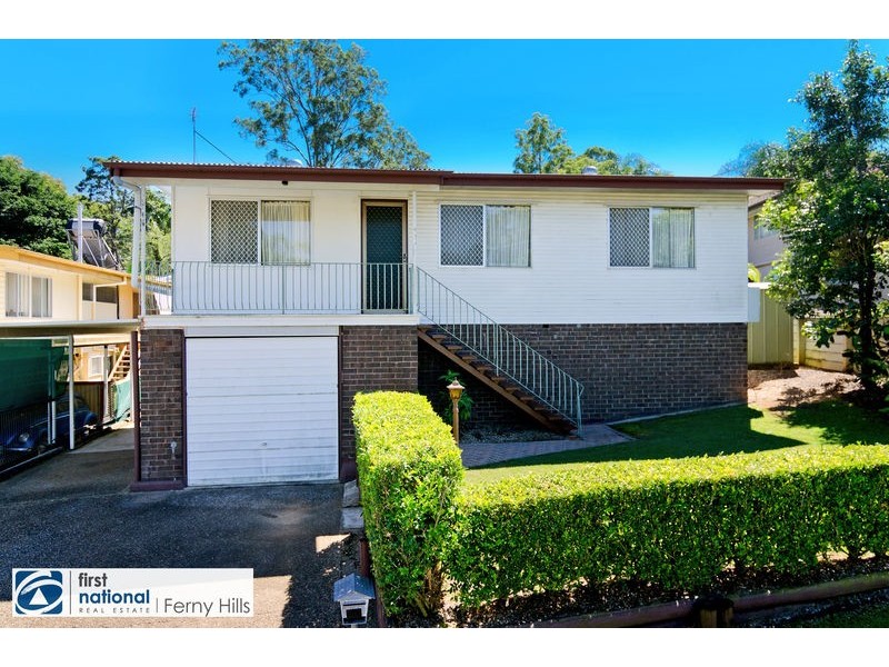 16 Burloo Crescent, Ferny Hills QLD 4055