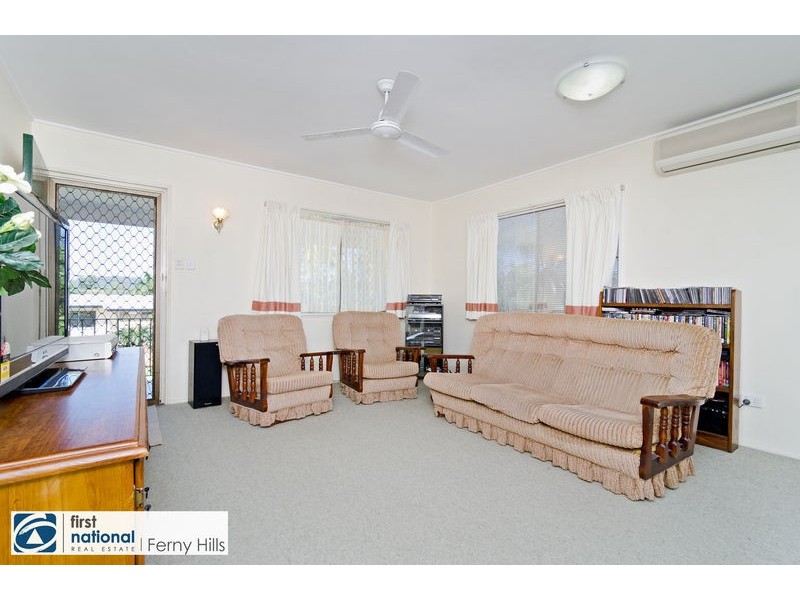 16 Burloo Crescent, Ferny Hills QLD 4055