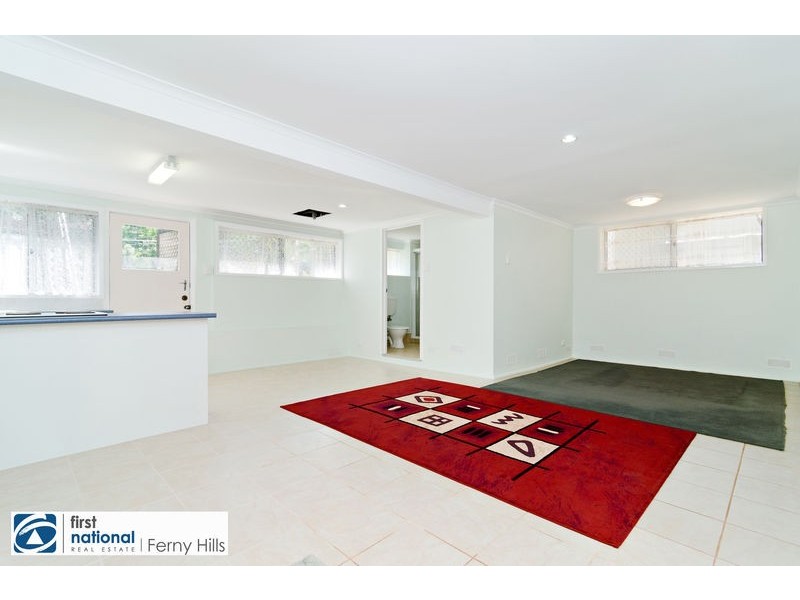 16 Burloo Crescent, Ferny Hills QLD 4055