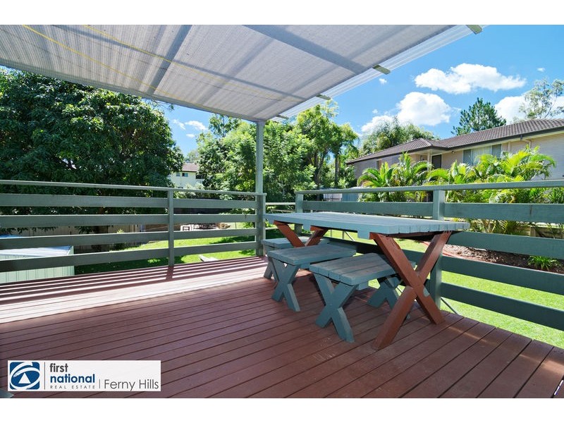 16 Burloo Crescent, Ferny Hills QLD 4055