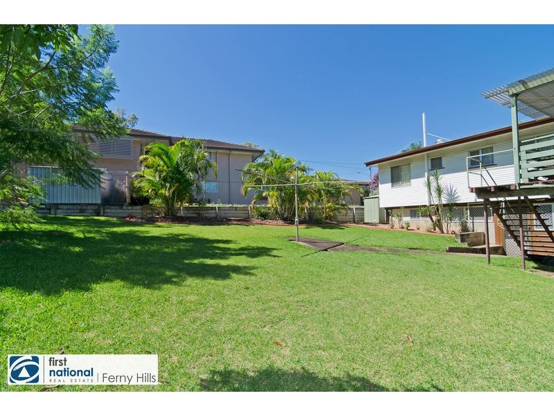 16 Burloo Crescent, Ferny Hills QLD 4055