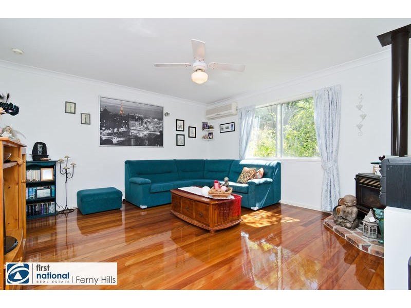13 Wingara Grove, Ferny Hills QLD 4055