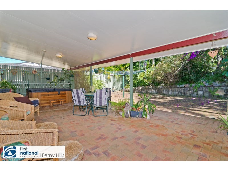 13 Wingara Grove, Ferny Hills QLD 4055