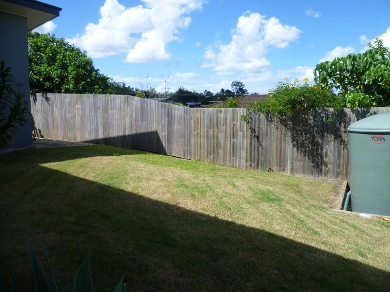 17 Penambul Crescent, Ferny Hills QLD 4055