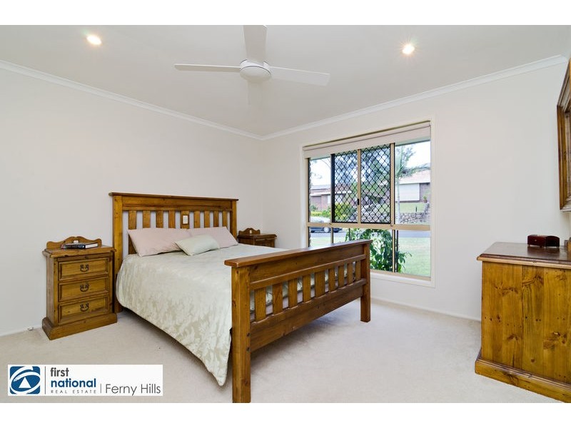 33 Tetragona Drive, Arana Hills QLD 4054