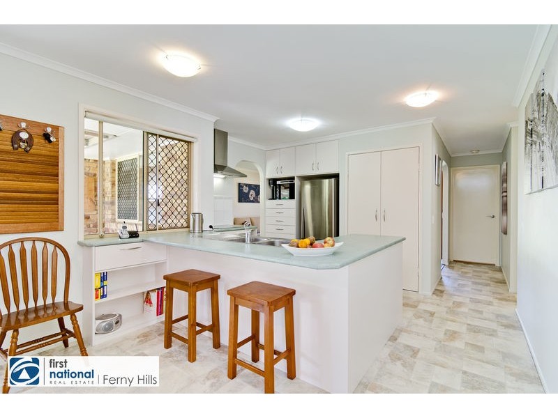 33 Tetragona Drive, Arana Hills QLD 4054