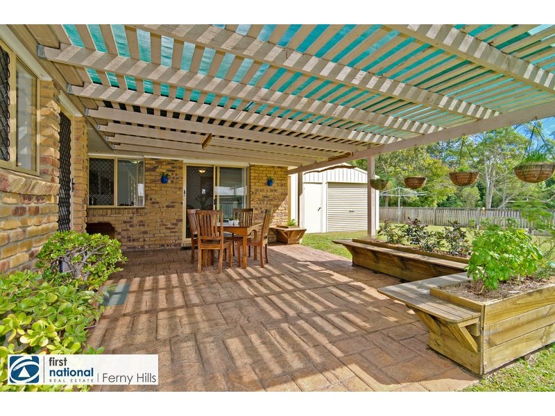 33 Tetragona Drive, Arana Hills QLD 4054