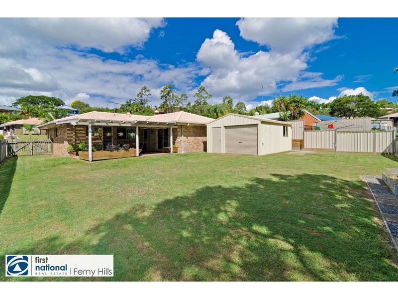 33 Tetragona Drive, Arana Hills QLD 4054