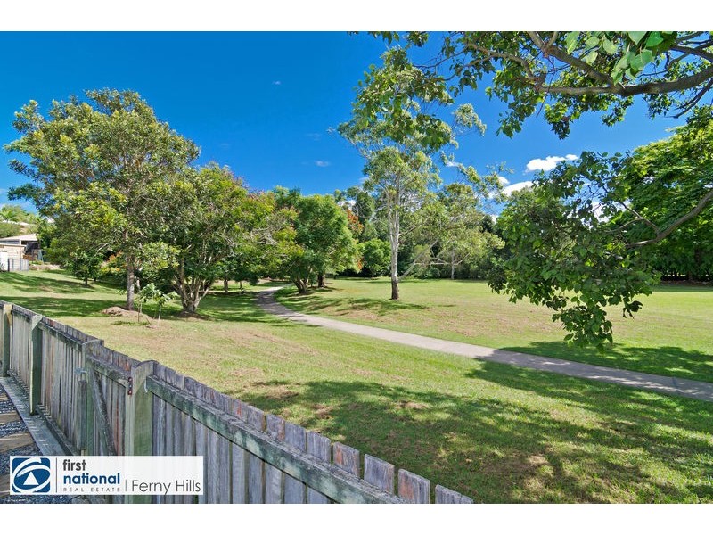 33 Tetragona Drive, Arana Hills QLD 4054