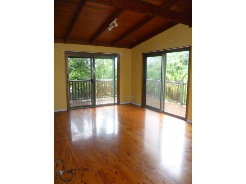 329 Dawson Parade, Arana Hills QLD 4054